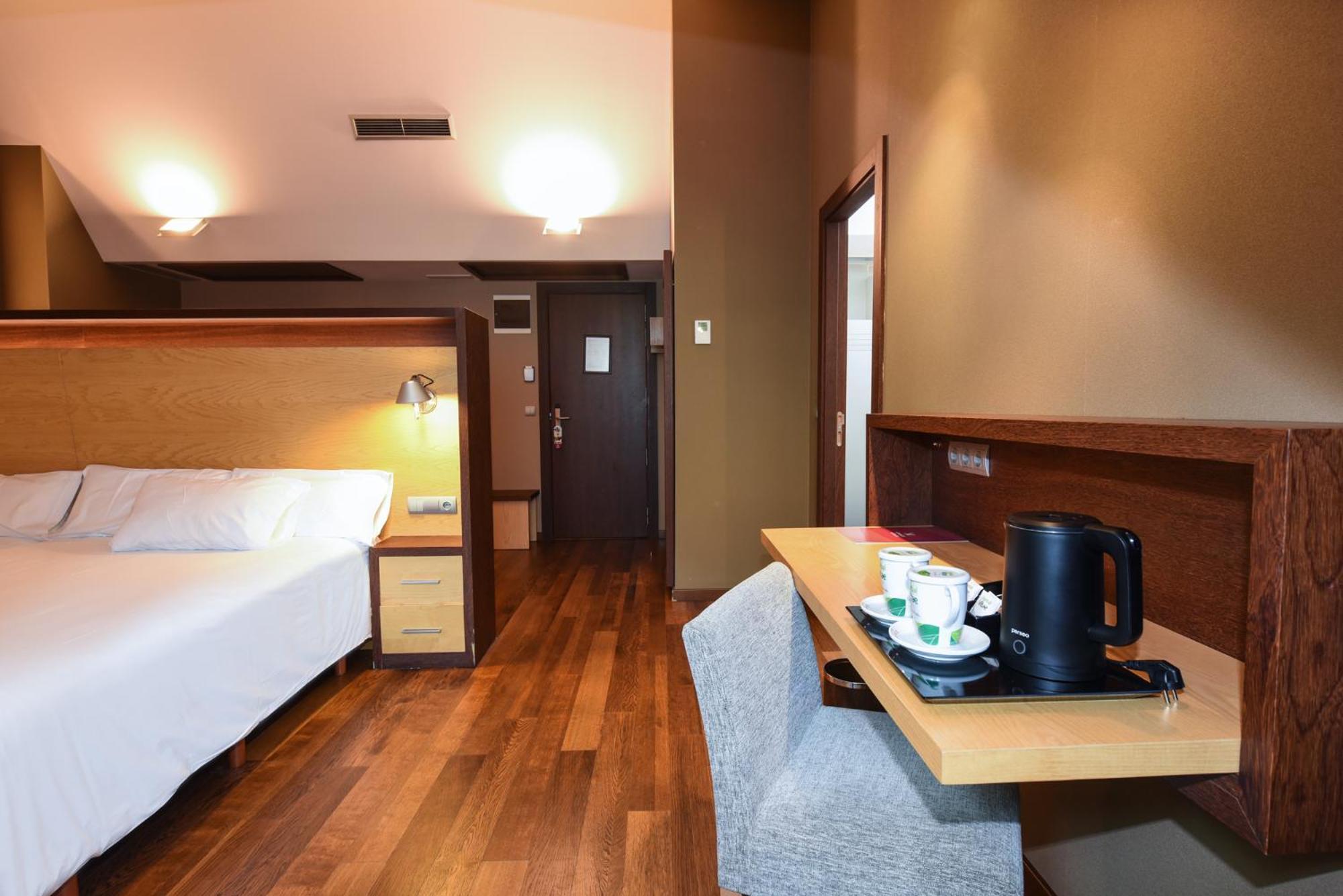 Sommos Hotel Aneto Benasque Ngoại thất bức ảnh