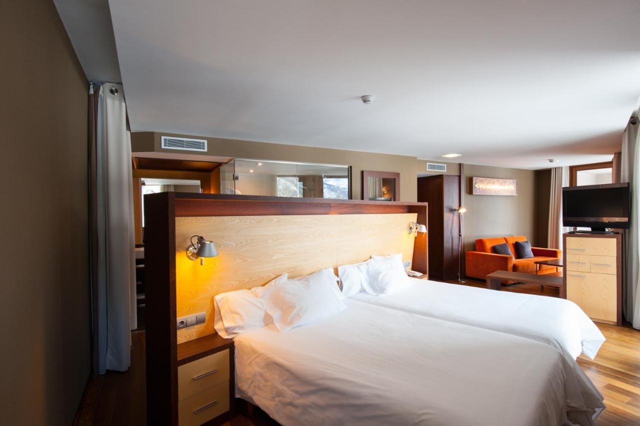Sommos Hotel Aneto Benasque Ngoại thất bức ảnh
